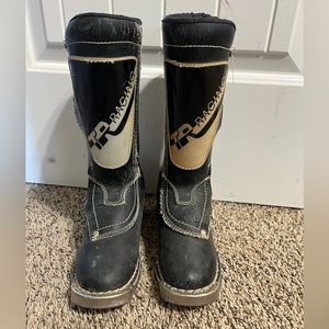 Kids size 2 TR Racing Boots
